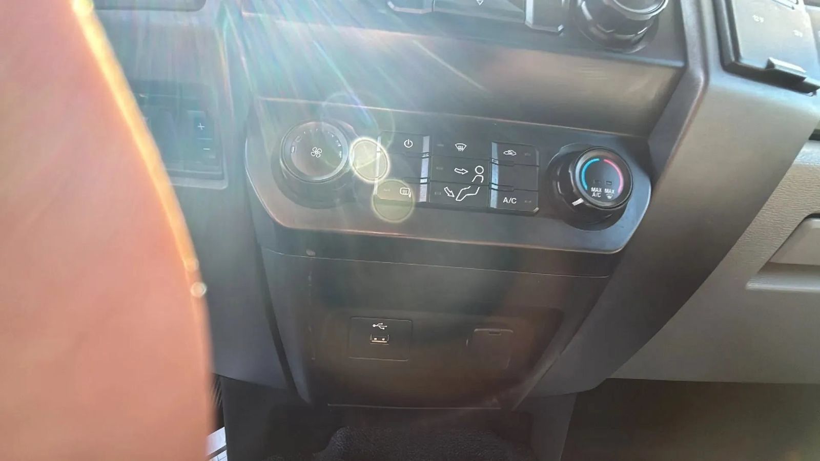Used 2020 Ford F350 XL w/ Power Equipment Group RWD image 31