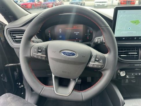 New 2025 Ford Escape ST-Line w/ Tech Pack #1 image 13