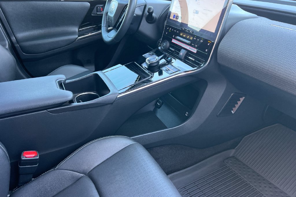 Certified 2023 Toyota bZ4X AWD image 18