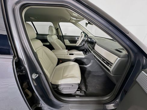 Used 2025 Hyundai Santa Fe SEL FWD image 31
