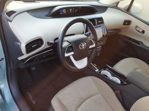 Used 2016 Toyota Prius Three image 6