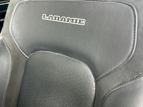 Used 2023 RAM 1500 Laramie AWD/4WD image 19