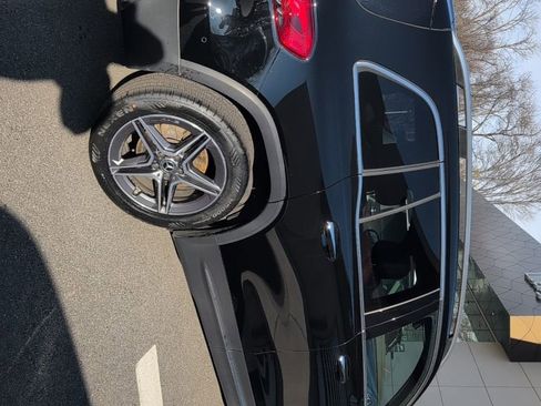 Used 2023 Mercedes-Benz GLB 250 4MATIC image 25