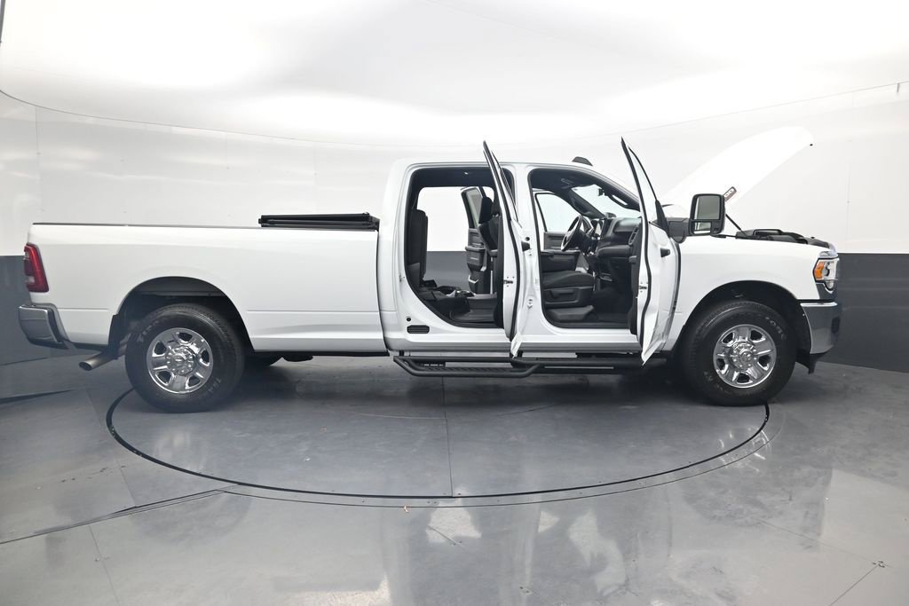 Used 2024 RAM 2500 Tradesman w/ Towing Technology Group RWD image 44