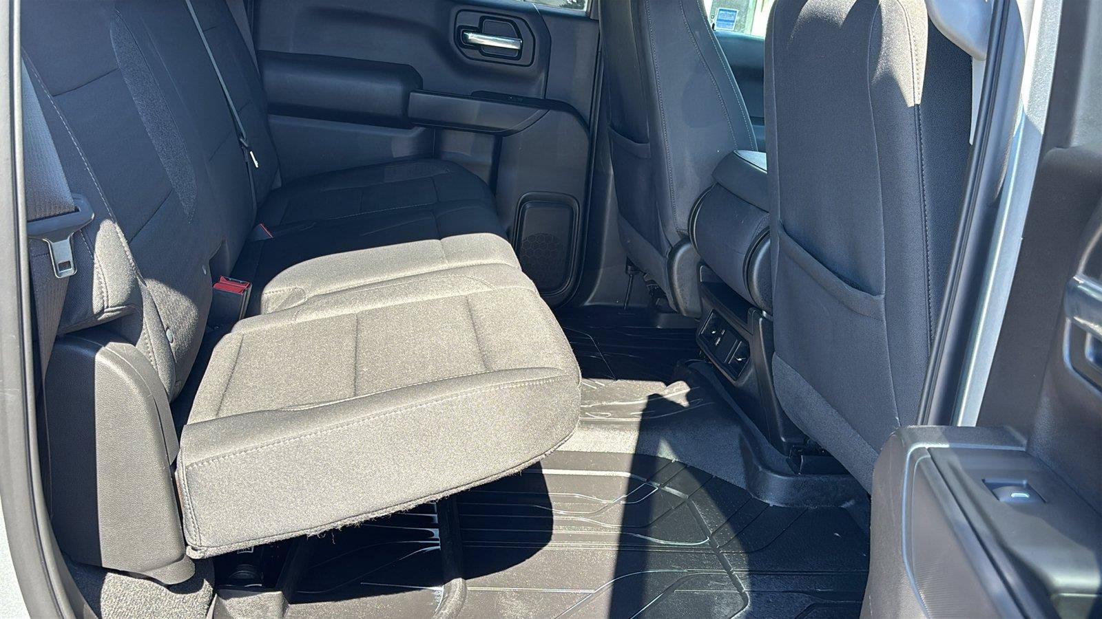 Certified 2024 Chevrolet Silverado 1500 Custom w/ Turbomax Blackout Package RWD image 20