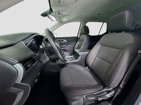 Used 2020 Chevrolet Traverse LS image 8