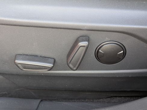 Used 2021 Ford Mustang Mach-E Premium image 19