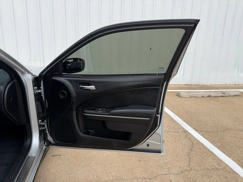 Used 2022 Dodge Charger Scat Pack RWD image 22