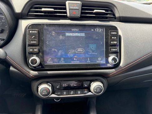 Used 2024 Nissan Versa SR FWD image 19