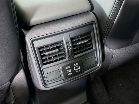 New 2026 Subaru Forester Premium AWD/4WD image 25