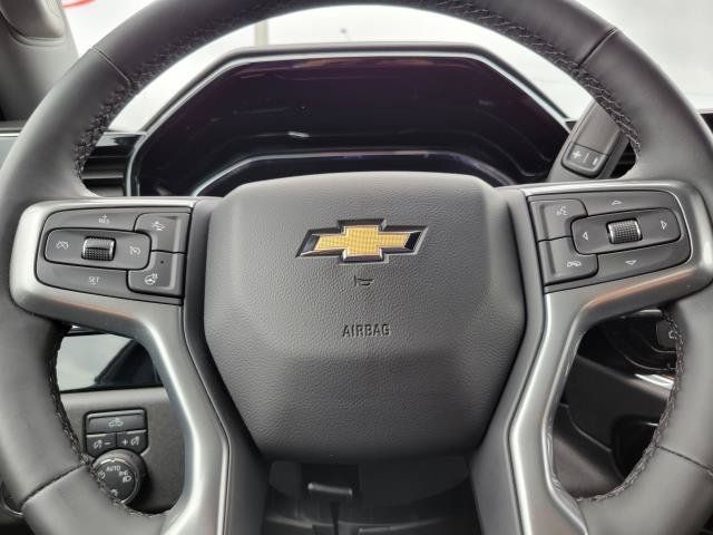 Used 2024 Chevrolet Silverado 1500 LT AWD/4WD image 10
