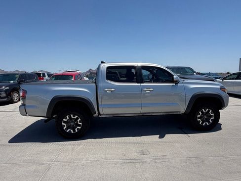 Used 2022 Toyota Tacoma TRD Off-Road w/ Technology Package RWD image 3
