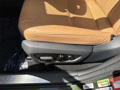 Used 2023 Lexus NX 250 FWD w/ Towing Package (2000 Lbs) image 42