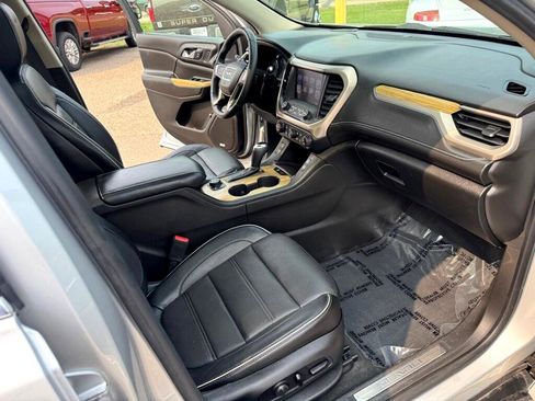 Used 2017 GMC Acadia Denali w/ Technology Package image 39