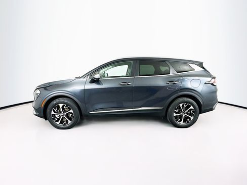 Used 2023 Kia Sportage EX AWD/4WD image 4