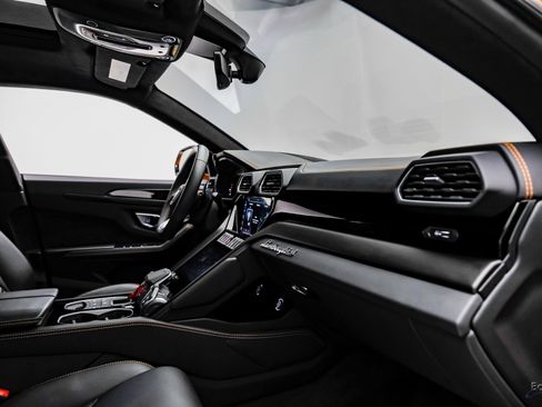 Used 2024 Lamborghini Urus S image 50