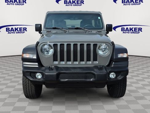 Used 2022 Jeep Wrangler Unlimited Sport AWD/4WD image 8