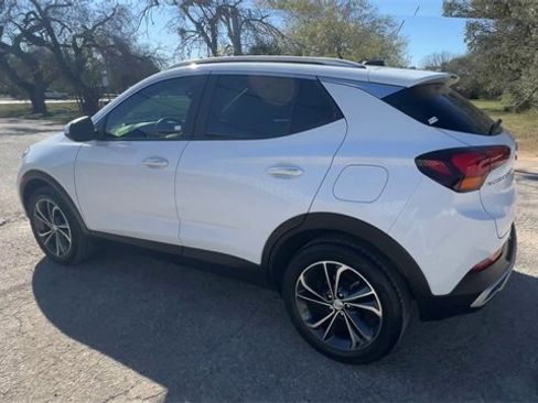 Used 2022 Buick Encore GX Select image 6