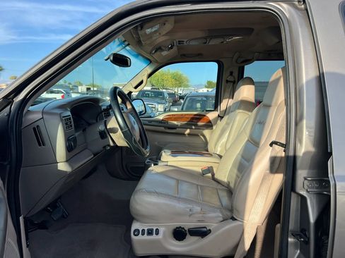 Used 2002 Ford Excursion Limited AWD/4WD image 11