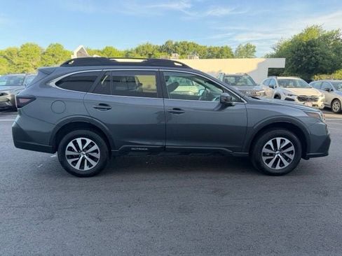 Used 2021 Subaru Outback Premium AWD/4WD image 5