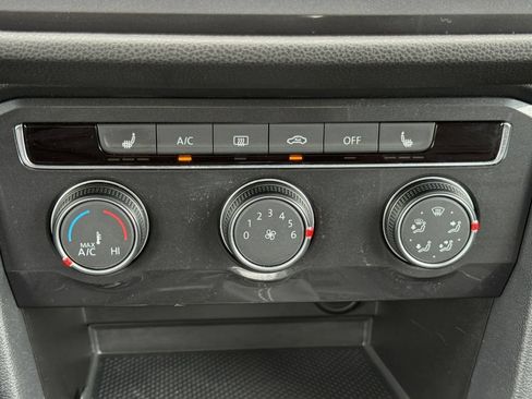 Used 2023 Volkswagen Tiguan S FWD image 16