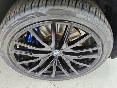 Used 2023 BMW X5 M50i w/ Executive Package image 60