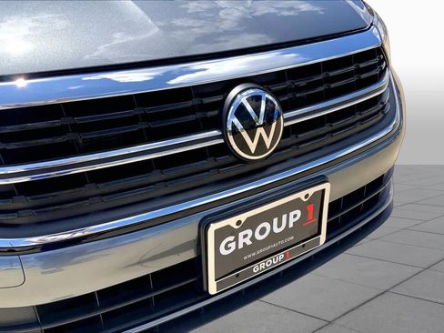 Used 2024 Volkswagen Jetta SEL FWD image 30