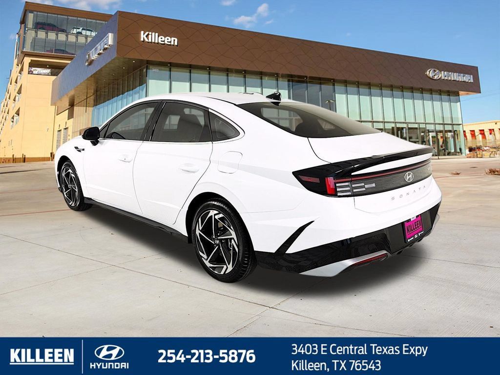 Used 2026 Hyundai Sonata SEL FWD image 6