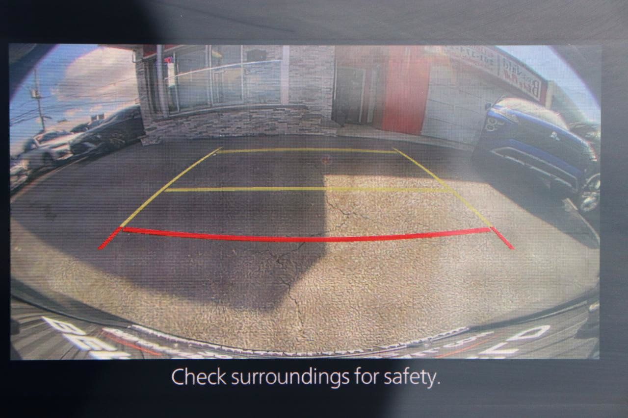 Used 2024 MAZDA MAZDA3 s FWD image 30