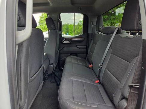 Used 2024 Chevrolet Silverado 1500 LT RWD image 12