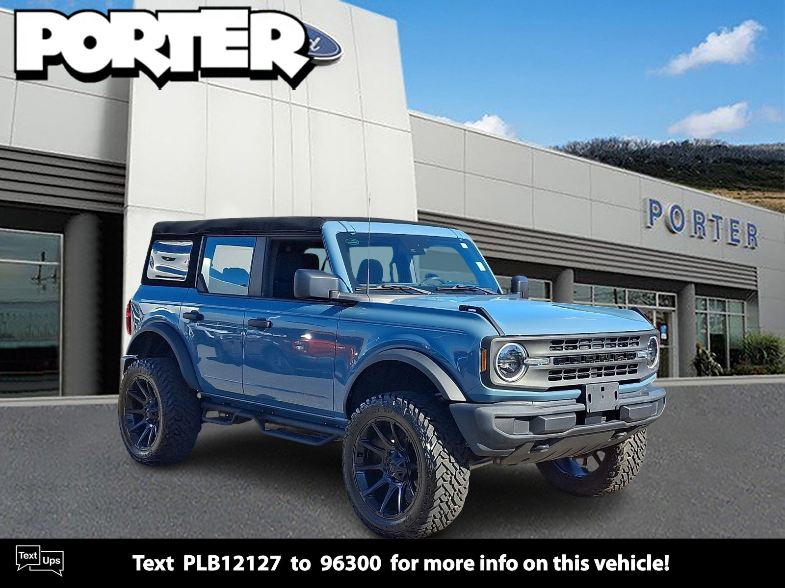 Used 2023 Ford Bronco 4-Door AWD/4WD image 1