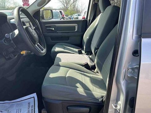 Used 2016 RAM 1500 Classic SLT AWD/4WD image 20