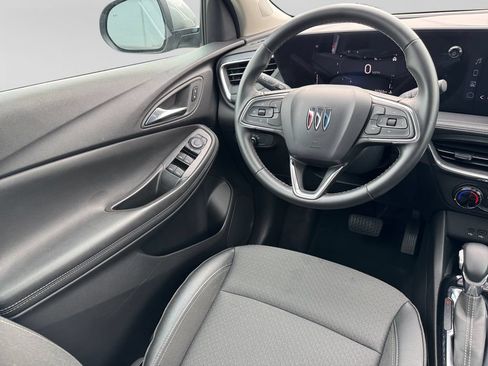 Used 2025 Buick Encore GX Preferred FWD image 21