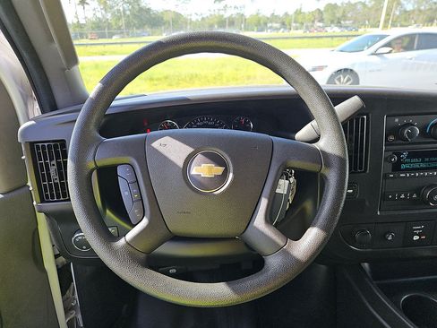Used 2025 Chevrolet Express 2500 w/ Driver Convenience Package RWD image 5