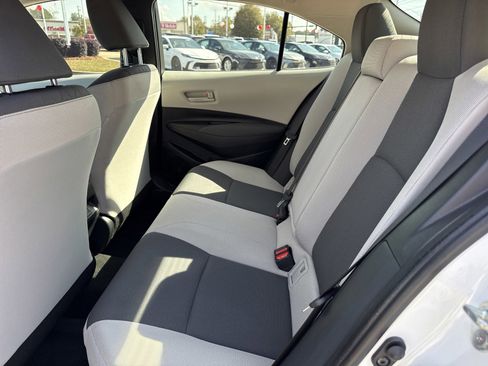 Used 2024 Toyota Corolla LE image 13