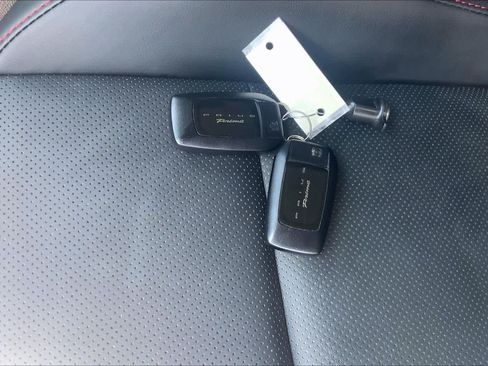 Used 2024 Toyota Prius Prime Premium FWD image 15