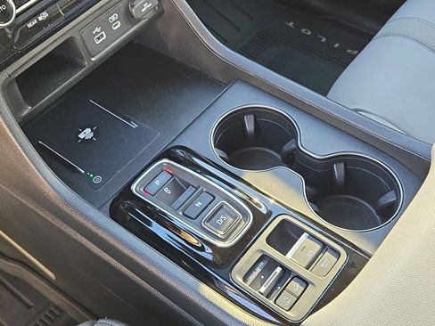 Used 2023 Honda Pilot EX-L image 32