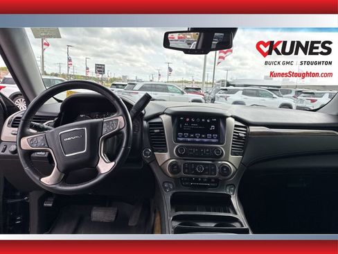 Used 2016 GMC Yukon Denali w/ Open Road Package AWD/4WD image 43
