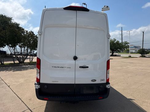 Used 2020 Ford Transit 250 148 High Roof Extended w/ Load Area Protection Package RWD image 6