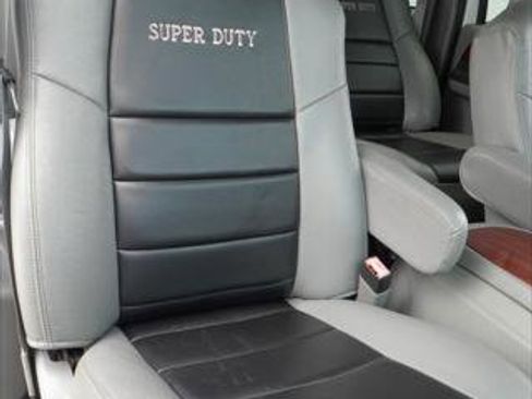 Used 2003 Ford F350 XL image 12