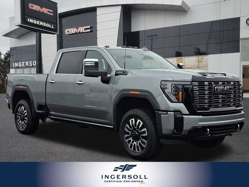 Used 2025 GMC Sierra 2500 Denali Ultimate w/ Max Trailering Package image 1