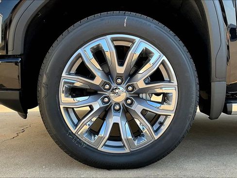 New 2025 GMC Sierra 1500 Denali image 14