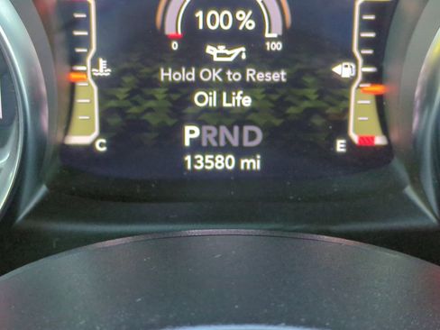 Used 2022 Jeep Wrangler Unlimited Rubicon w/ Cold Weather Group image 27