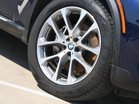 Certified 2026 BMW X5 xDrive40i image 9