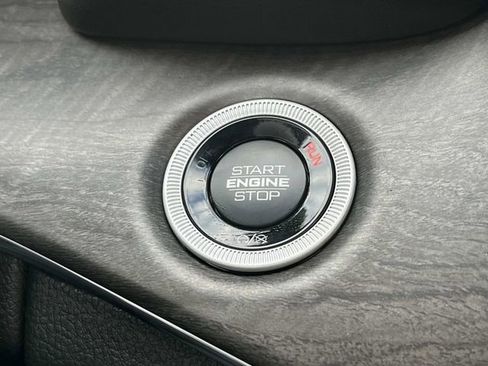 New 2025 Jeep Grand Cherokee Overland w/ Adv Protech Group III image 30