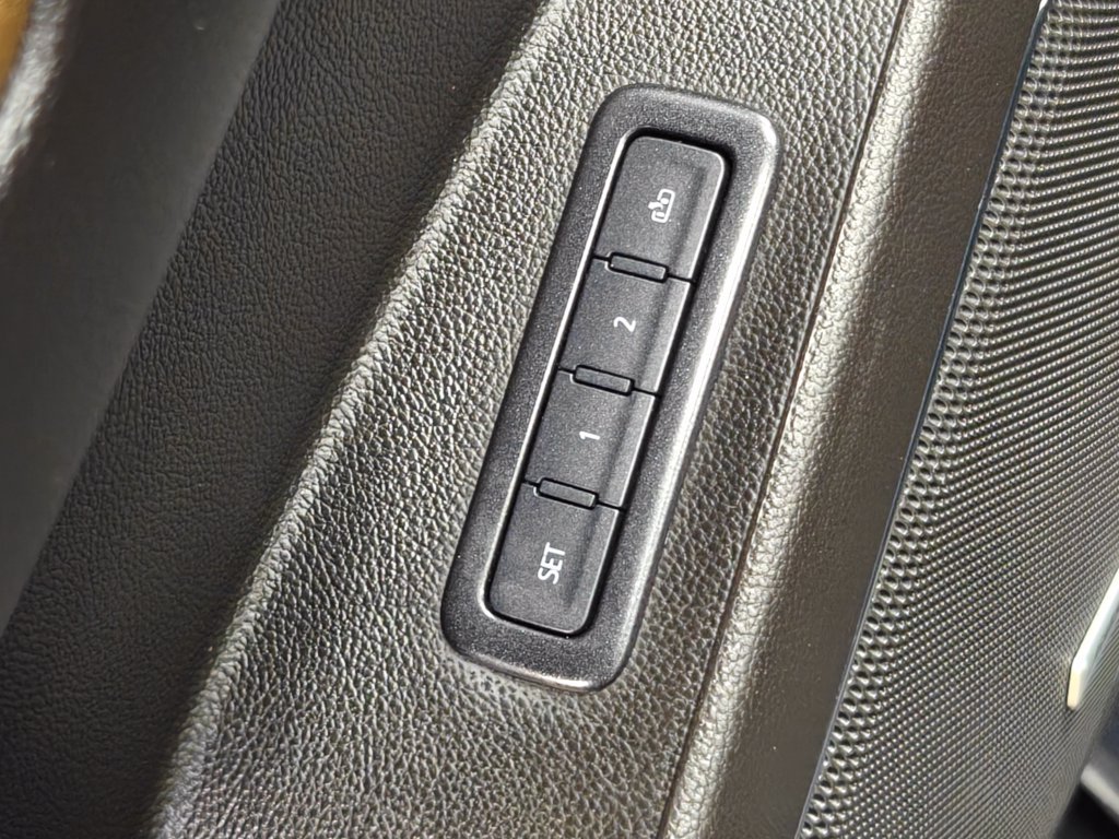 Used 2020 GMC Yukon XL Denali AWD/4WD image 58