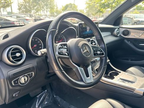 Used 2020 Mercedes-Benz GLC 300 4MATIC image 20