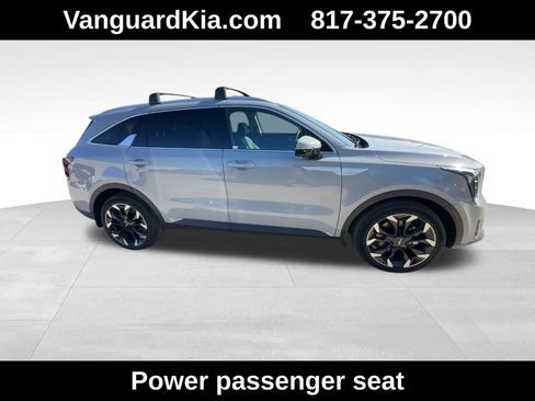 Used 2025 Kia Sorento SX image 10