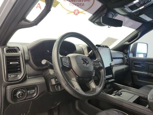 Used 2024 RAM 2500 Limited AWD/4WD image 12