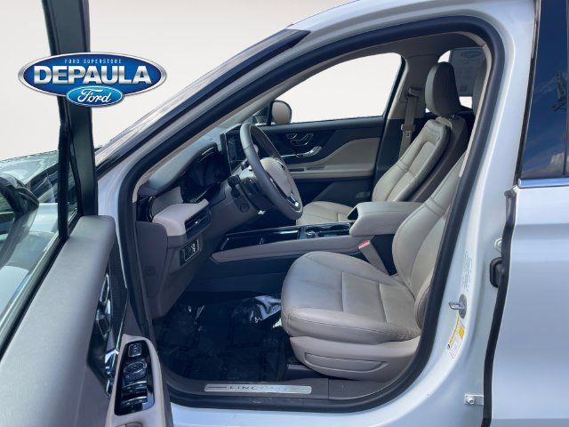Used 2023 Lincoln Corsair AWD w/ Equipment Group 101A image 11